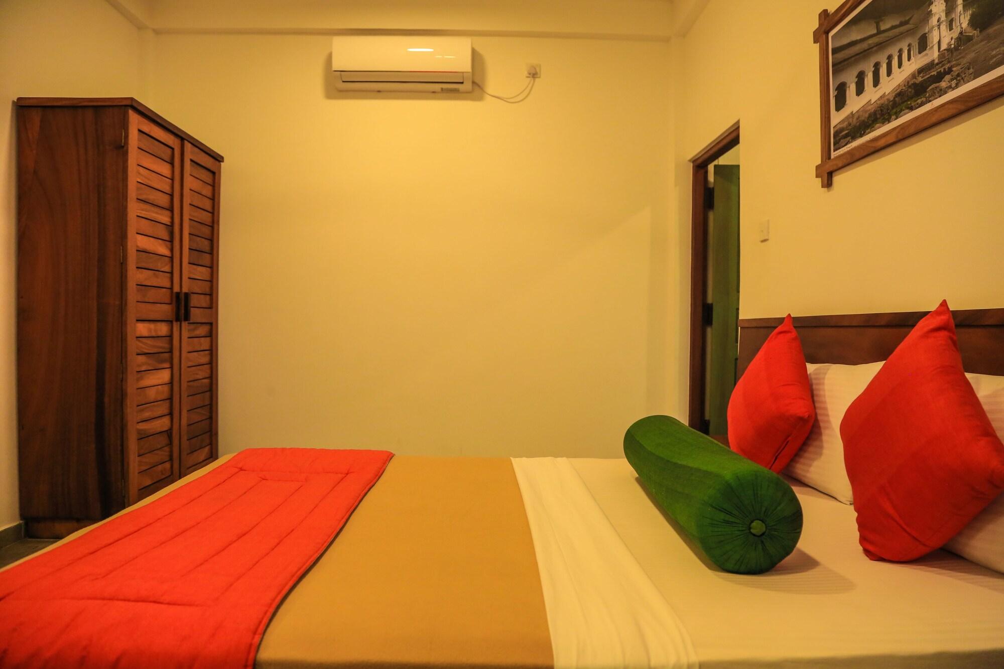 เฟรสโกวอเตอร์วิลลา Hotel สิกิริยา ภายนอก รูปภาพ