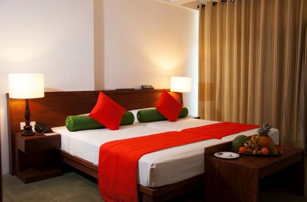 เฟรสโกวอเตอร์วิลลา Hotel สิกิริยา ภายนอก รูปภาพ