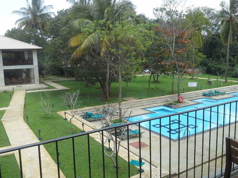 เฟรสโกวอเตอร์วิลลา Hotel สิกิริยา ภายนอก รูปภาพ