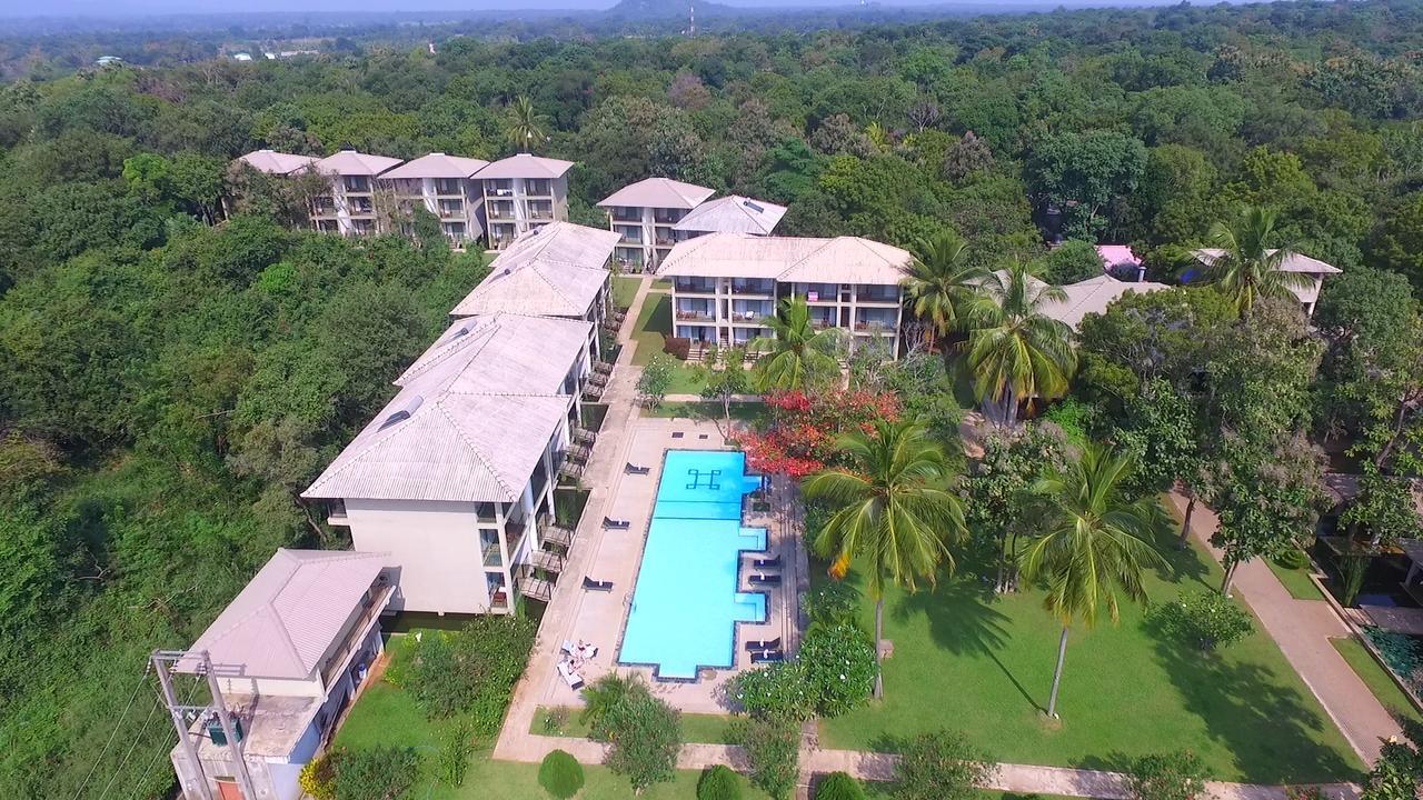 เฟรสโกวอเตอร์วิลลา Hotel สิกิริยา ภายนอก รูปภาพ