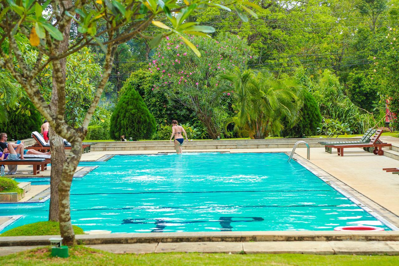 เฟรสโกวอเตอร์วิลลา Hotel สิกิริยา ภายนอก รูปภาพ