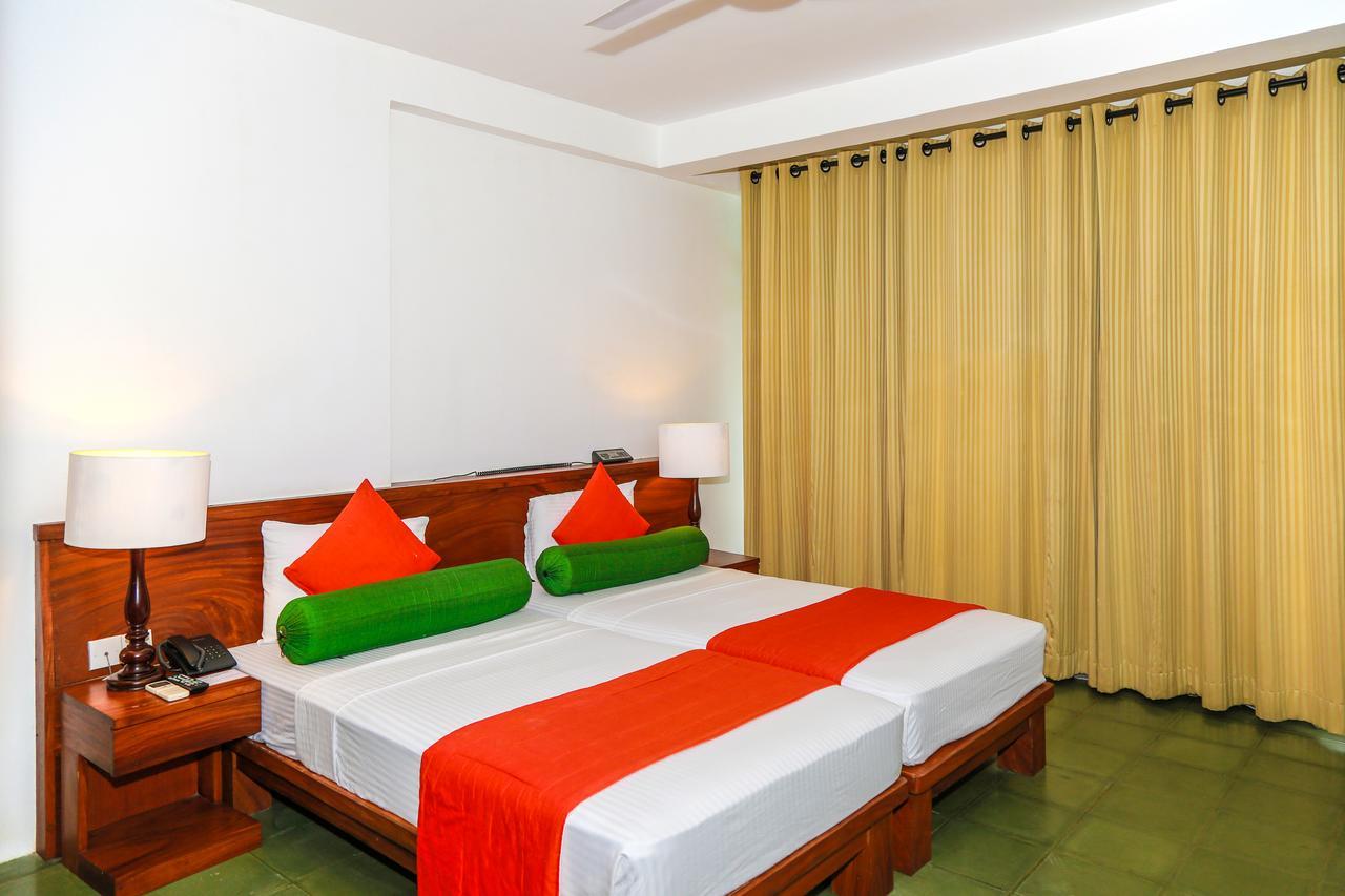 เฟรสโกวอเตอร์วิลลา Hotel สิกิริยา ภายนอก รูปภาพ