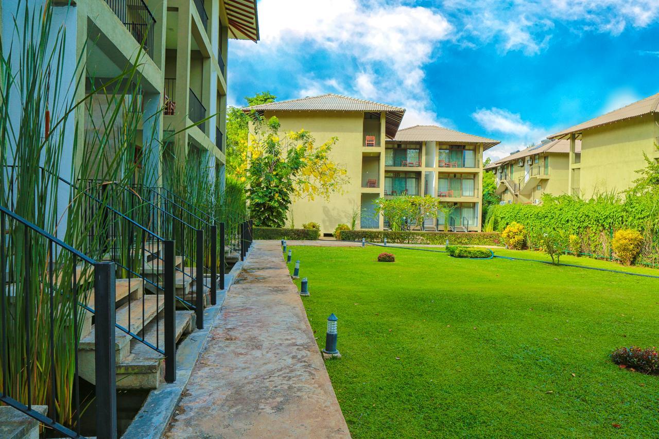 เฟรสโกวอเตอร์วิลลา Hotel สิกิริยา ภายนอก รูปภาพ